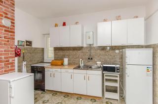 Apartment Spacious Terrace - Grebaštica - 8