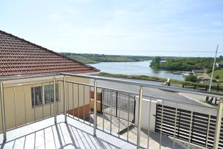 The Lake House - Limanu - 9