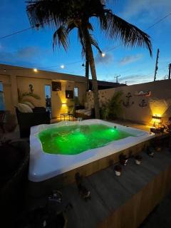 Luxuosa casa no Atalaia com Spa - 8