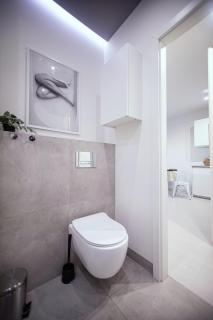 Apartment Sea Stories - 5