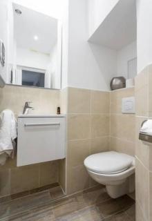 Apartment in Old Town - 2min beach, restaurant & bars - Nice - 1