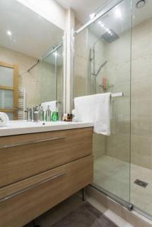 Apartment in Old Town - 2min beach, restaurant & bars - Nice - 2