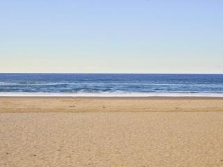 Palm Beach Side 2 Bedroom Apartment - Gold Coast - 4