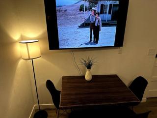 USU Logan Cyn Retreat With Hot Tub - 2