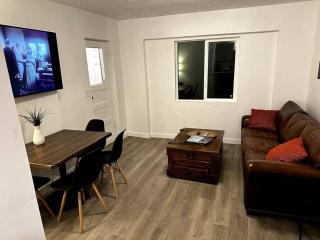 USU Logan Cyn Retreat With Hot Tub - 1