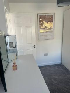 Newly Refurb 3 Bed Family Home In Ormskirk - Ormskirk - 8