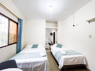 Hostal D'Meli - Puerto López - 6