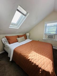 Cozy, pleasant 2BR apt in Beach community! - Norwalk - 4