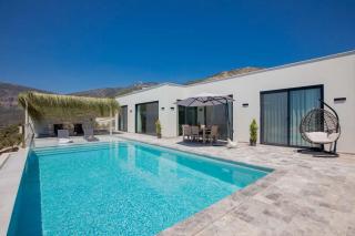 Doğa Manzaralı Havuzlu Villa Nord 2 - Kaş - 6