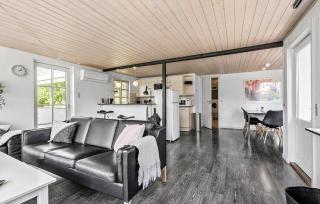 Stunning Home In Tarm With Kitchen - 7