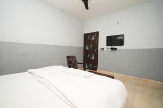 SUNRISE GUEST HOUSE - Gurgaon - 4