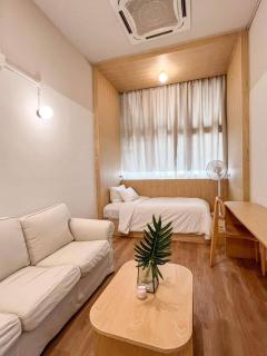 La Moon House - Salaya - 2