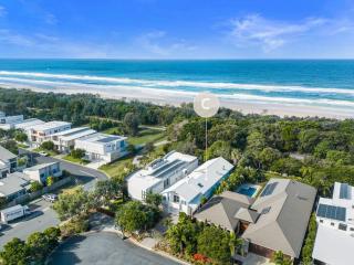 Stunning Beachfront On She oak - Casuarina - 9