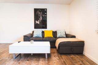 Chic Large 1 Bedroom Apartment in Koreatown with Dining Area Free Gated Parking - 1