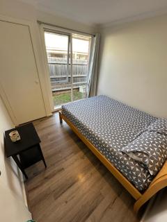 WestMelb Comfy Rooms - 6