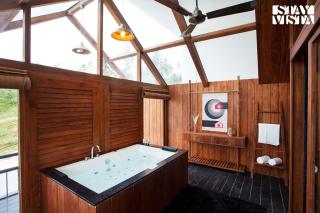 StayVista at Reflection by The Woods - Breakfast Included - Madikeri - 1