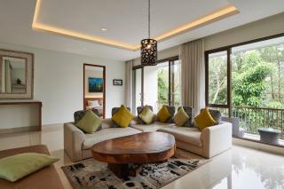 Hikari Hill View Villa 7 bedrooms with a private swimming pool - Bandung - 8