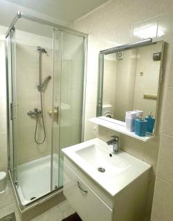 Kai apartment with amazing sea & park view - 4