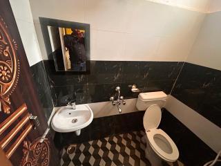 Hotel O Home OMM Guest house Homestay - Puri - 1