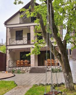 Yengibar's Family house - Dilijan - 8