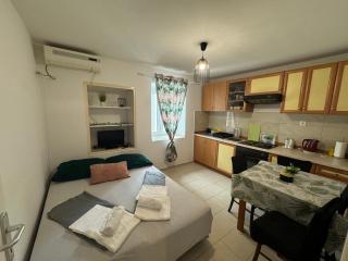 Apartmani Luciano - Novalja - 1
