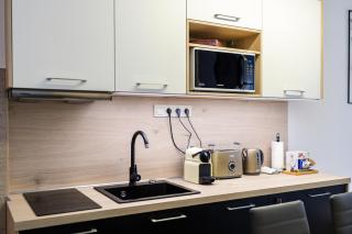 Galaxy Apartement Lift Parking - 6