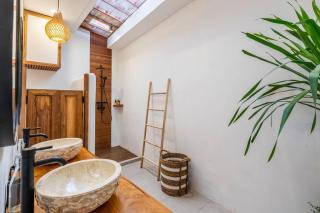Villa Amaliza - Tropical escape - 4bdrs villa in Bingin Beach - Uluwatu - 1