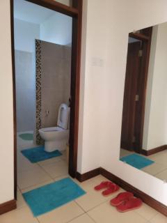 Roma Stays - 1 bedroom at Seville Residency with Swimming pool behind Go-Cart near Sarova - Mombassa - 5