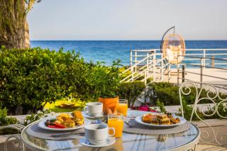 Niki Beach Hotel - Kamariotissa - 8