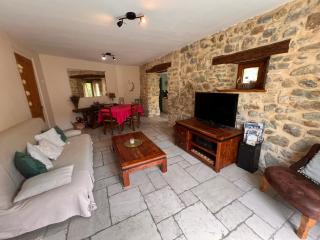 Gîtes du Château d'Alençon - 3