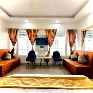 The Sarbati Palace Hotel - 8
