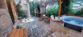 Taverna -Sunce- with jacuzzi - 8