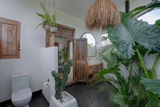Villa Gaia - Brand new 4 bedrooms villa with rice field view - Canggu - 6