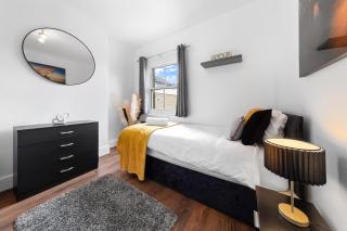 The Hogwarts Retreat - Cinema Room - Special May Offer - 25th - 31st - Watford - 3