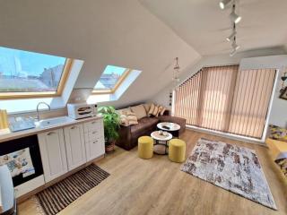 Sunny Apartment in the centre - Varna City - 5