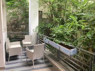 High Noon Apartment - 6