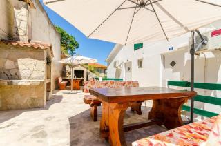Apartments Vidoni - Zastražišće - 8