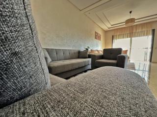 Séjour Chic - Appartement Moderne avec Piscine - Bouznika - 1