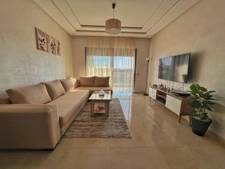 Séjour Chic - Appartement Moderne avec Piscine - Bouznika - 2