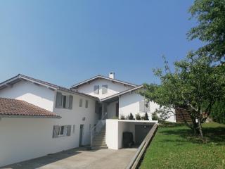 Pays Basque loue appartement F3 - Ahetze - 9