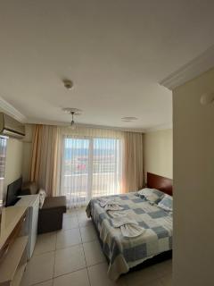 Eksen Otel - Geyikli - 0