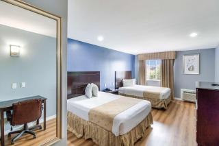 Rodeway Inn & Suites Port Arthur - Groves - 2