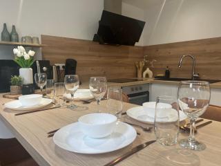 LE CONFORTABLE Sarrebourg Wifi Parking 4 personnes Proche Gare - Sarrebourg - 1