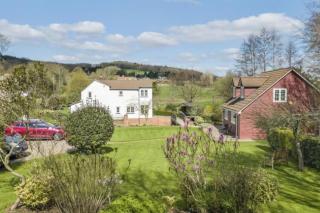 Idyllic with Stream - Hot Tub - Pet ok- Walk 2 Pub - 7