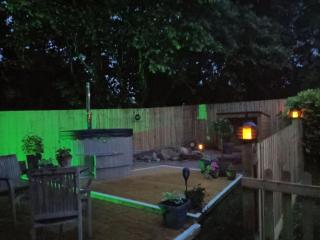 Idyllic with Stream - Hot Tub - Pet ok- Walk 2 Pub - 6