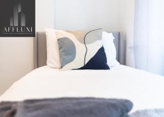 Spacious Nottingham Home with Garden Sleeps 9 - Nottingham - 3