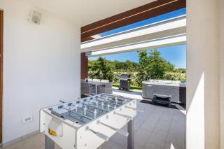 Villa GROFICA, new house, heated pool, jacuzzi, playgroung & bbq, near beaches, Pula - Istria - Pula - 8
