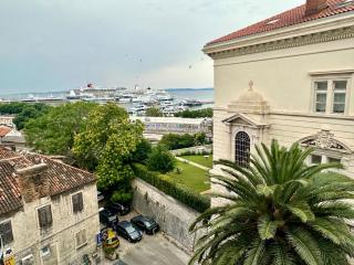 Mariani luxury rooms in center - Split - 2
