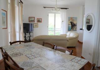 Appartamento in Villa di 150 Mq - vista mozzafiato fronte mare con giardino privato - 5