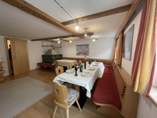 Holiday Home Zentral by Interhome - Schnann - 9